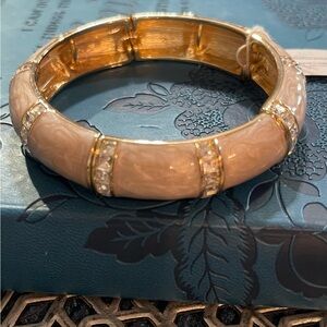 Park Lane Elegant Gold and Cream Bracelet